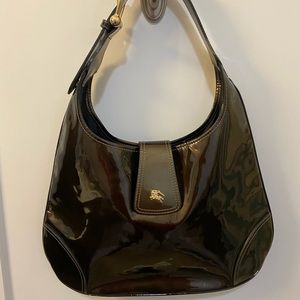 Burberry Army green patent leather shoulder bag